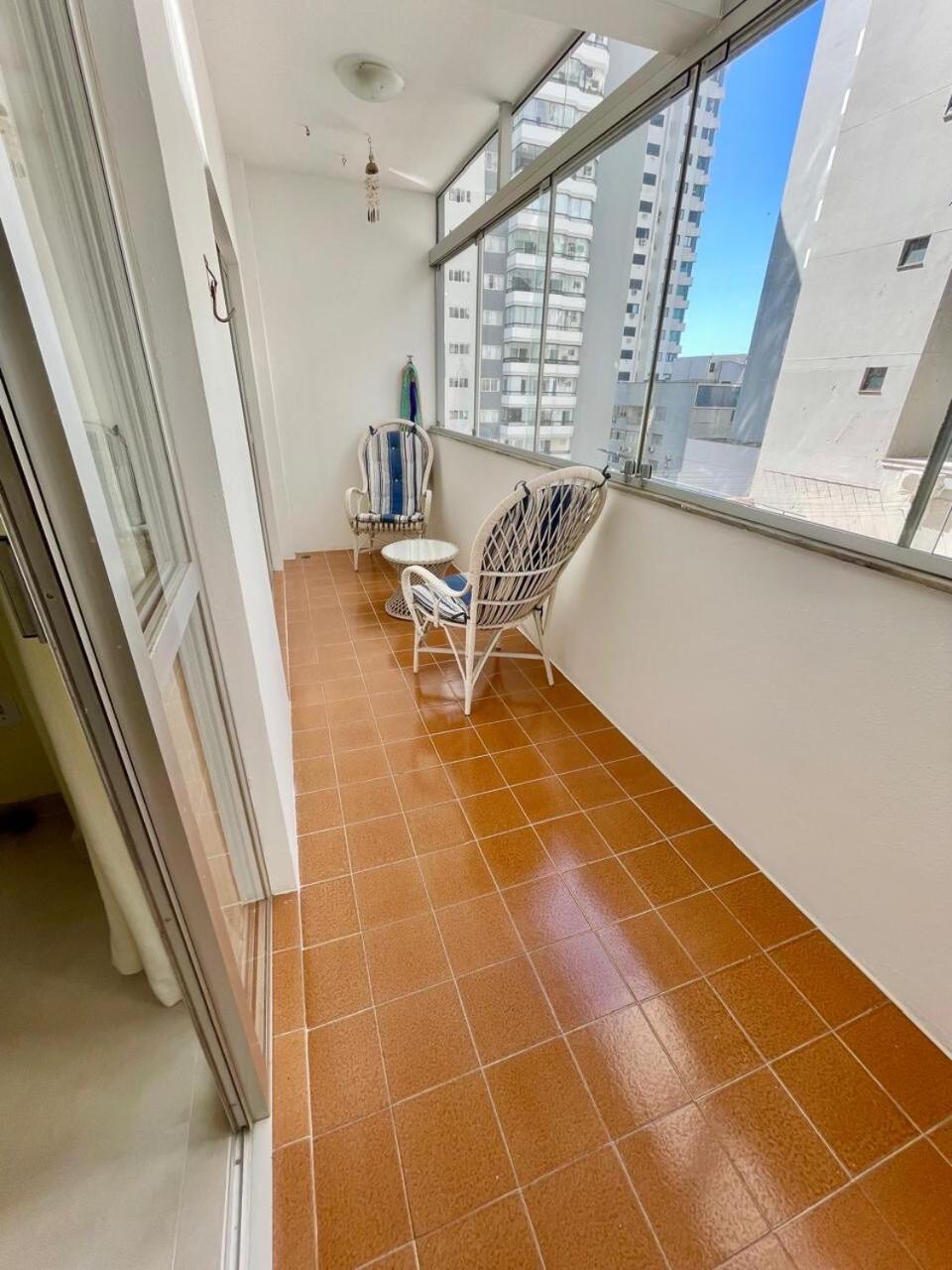 Apartamento Na Quadra Mar De Bc *